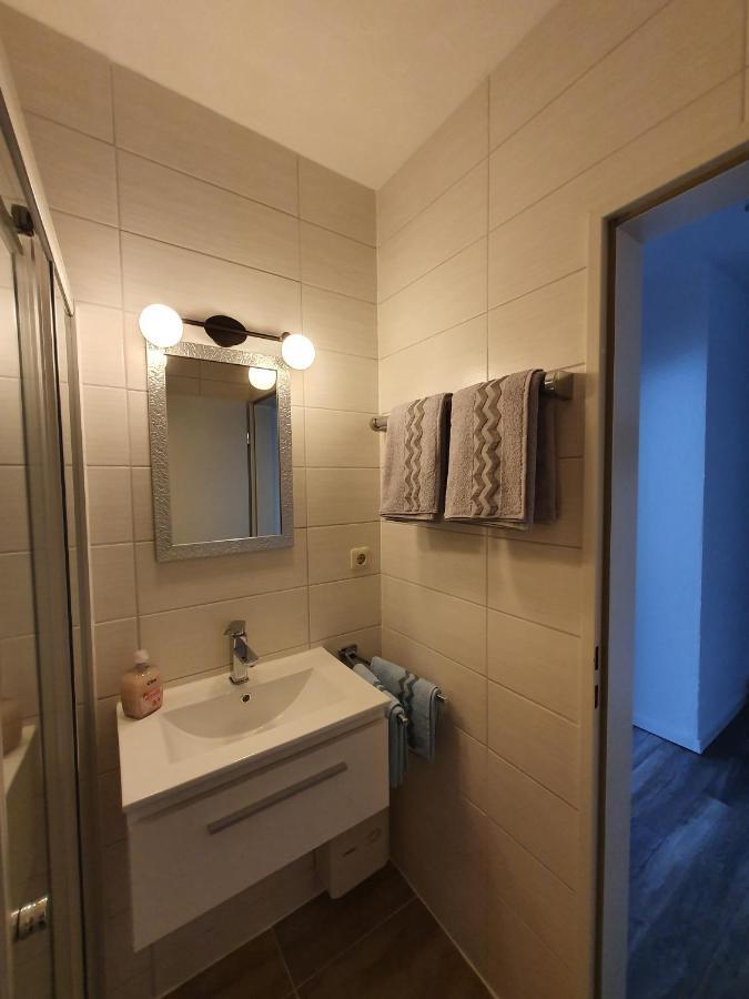 City Apartment, 27 Qm, 2 Personen, High Sp Wlan Paderborn Exteriér fotografie